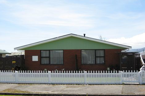 Photo of property in 125b Queen Street, Westport, 7825