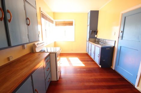 Photo of property in 12a Ihle Street, Terrace End, Palmerston North, 4410