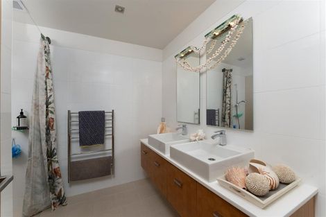 Photo of property in 39 Little Compton Mews, Snells Beach, 0920