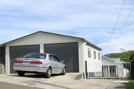 Photo of property in 12 Albert Street, Island Bay, Wellington, 6023