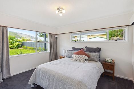 Photo of property in 4 Belvedere Avenue, Waikanae, 5036