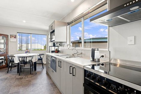 Photo of property in 1a Mosston Road, Castlecliff, Whanganui, 4501