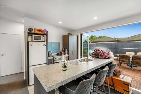 Photo of property in 24 Omana Avenue, Shelly Beach, Helensville, 0874