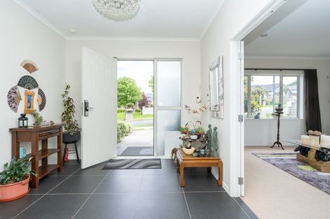 Photo of property in 6 Northbrook Glen, Flagstaff, Hamilton, 3210