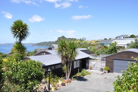 Photo of property in 16 Barrier View Road, Leigh, 0985