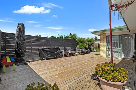 Photo of property in 16b Roick Parade, Glen Eden, Auckland, 0602