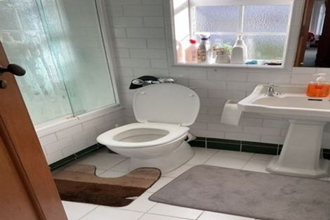 Photo of property in Chevening Flats, 90 Salamanca Road, Kelburn, Wellington, 6012