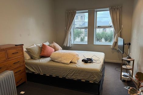 Photo of property in 4/41 Home Street, Mount Victoria, Wellington, 6011
