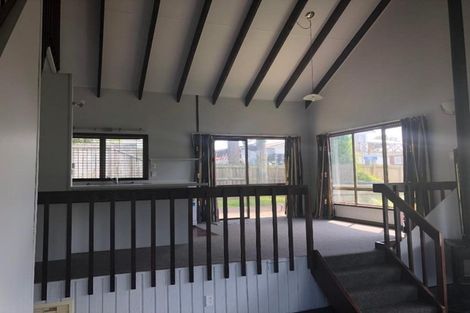 Photo of property in 92a Kawaha Point Road, Kawaha Point, Rotorua, 3010