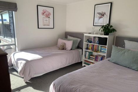 Photo of property in 248 Tukapa Street, Westown, New Plymouth, 4310