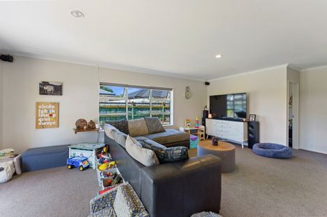 Photo of property in 11 Speranza Avenue, Otaki, 5512