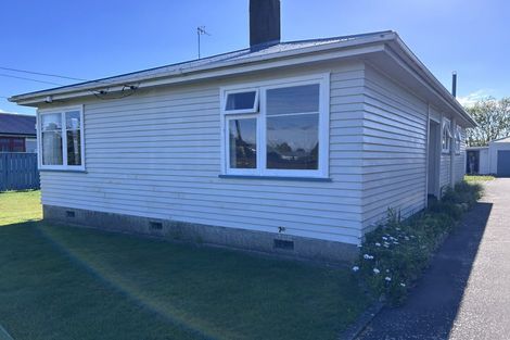 Photo of property in 11 Strasbourge Street, Martinborough, 5711