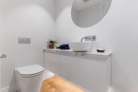 Photo of property in 82 St Marys Road, Saint Marys Bay, Auckland, 1011