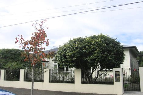 Photo of property in 18 Hautana Square, Woburn, Lower Hutt, 5010