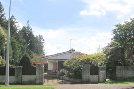 Photo of property in 2 Lynmore Avenue, Lynmore, Rotorua, 3010