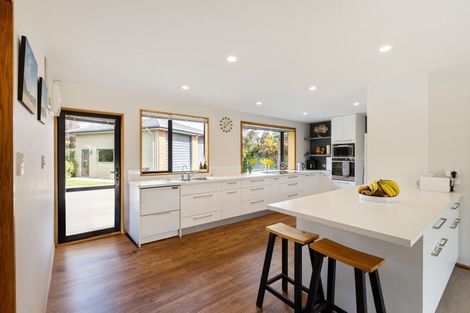 Photo of property in 4 Cedar Place, Amberley, 7410