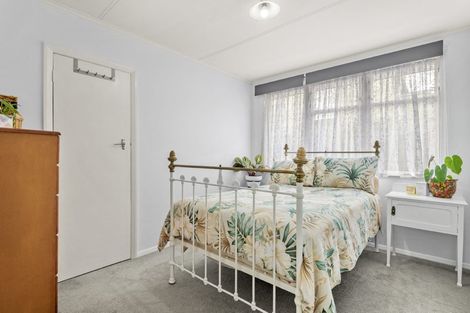 Photo of property in 12 Whitmore Road, Mount Roskill, Auckland, 1041