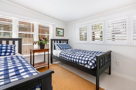 Photo of property in 3 Sand Track, Paekakariki, 5034