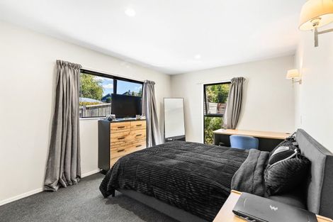 Photo of property in 13a Avalon Crescent, Fernhill, Queenstown, 9300