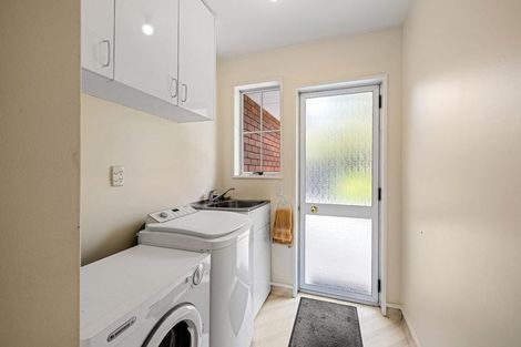 Photo of property in 2/27 Hamilton Avenue, Ilam, Christchurch, 8041