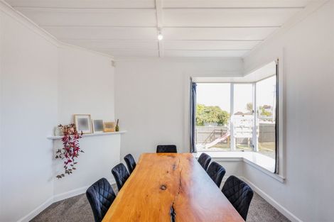 Photo of property in 42 King Street, Marton, 4710