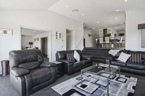 Photo of property in 71 Endeavour Drive, Whitby, Porirua, 5024