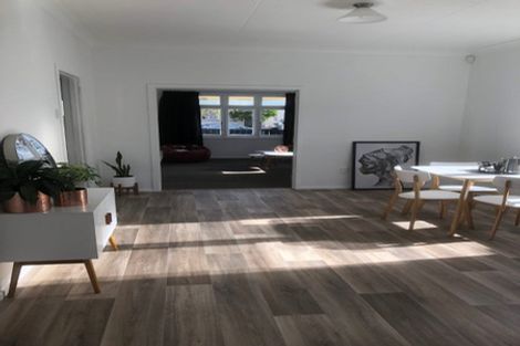 Photo of property in 33 Waldegrave Street, Palmerston North, 4410