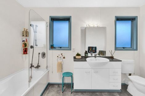 Photo of property in 22 Kingsford Street, Bell Block, New Plymouth, 4312