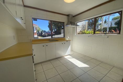 Photo of property in 237 Te Atatu Road, Te Atatu South, Auckland, 0610