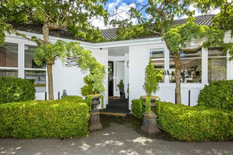 Photo of property in 385 Fergusson Drive, Heretaunga, Upper Hutt, 5018