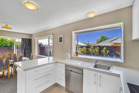 Photo of property in 2/141 Withells Road, Avonhead, Christchurch, 8042