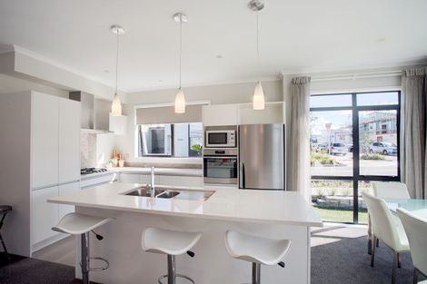 Photo of property in 2 Poaka Road, Hobsonville, Auckland, 0616