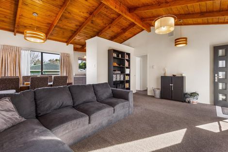 Photo of property in 1/29 Tirimoana Road, Te Atatu South, Auckland, 0602