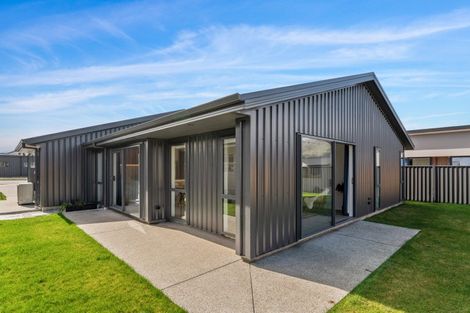 Photo of property in 53 Longview Drive, Lake Hawea, 9382