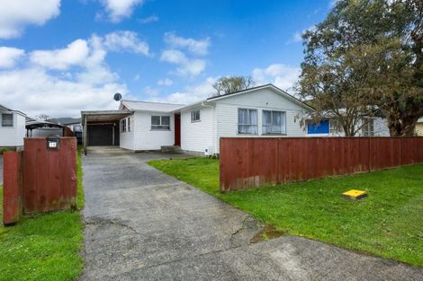 Photo of property in 14 Wimbledon Grove, Wainuiomata, Lower Hutt, 5014
