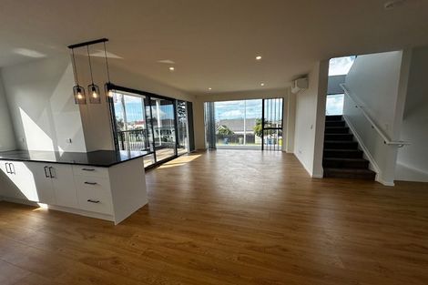 Photo of property in 1/88 Birkenhead Avenue, Birkenhead, Auckland, 0626