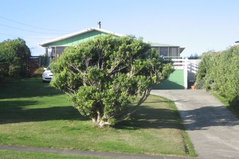 Photo of property in 26 Herewini Street, Titahi Bay, Porirua, 5022