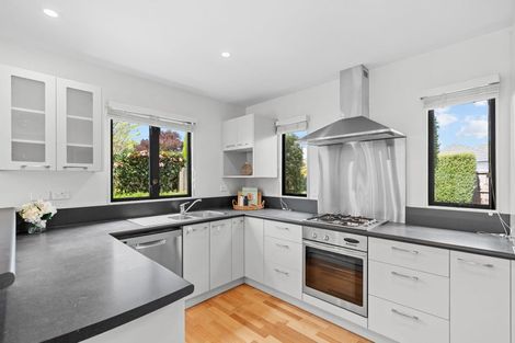 Photo of property in 76 Maidstone Road, Ilam, Christchurch, 8041