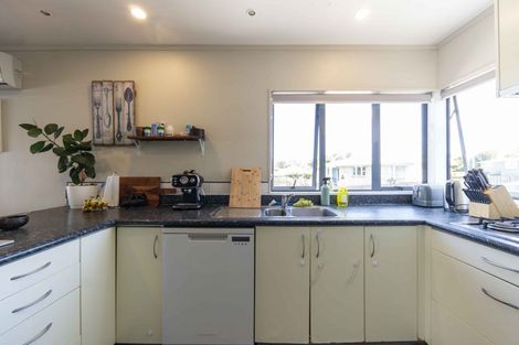 Photo of property in 38a Mckay Drive, Temple View, Hamilton, 3218