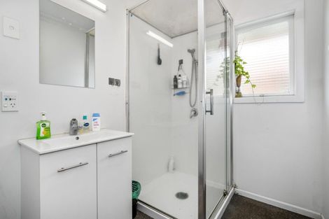 Photo of property in 5 Simmonds Grove, Greerton, Tauranga, 3112