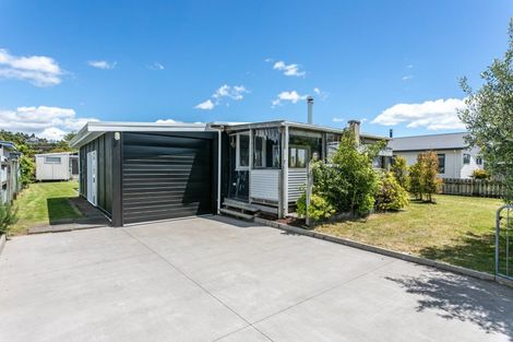 Photo of property in 211 Tui Road, Whangamata, 3620