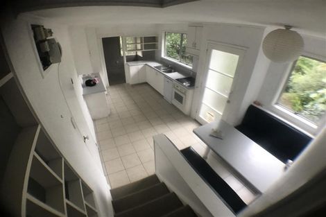 Photo of property in 77 Advene Road, Cockle Bay, Auckland, 2014