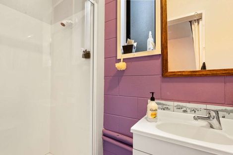 Photo of property in 9a Finlay Grove, Waikawa, Picton, 7220