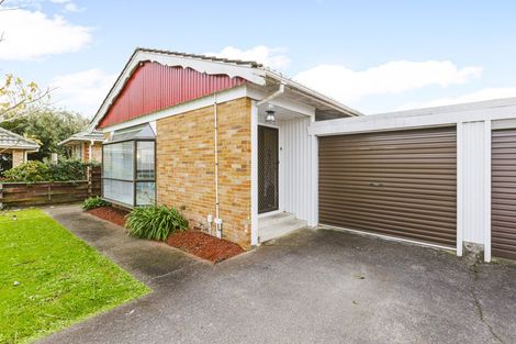 Photo of property in 2/5 Norfolk Place, Papatoetoe, Auckland, 2025