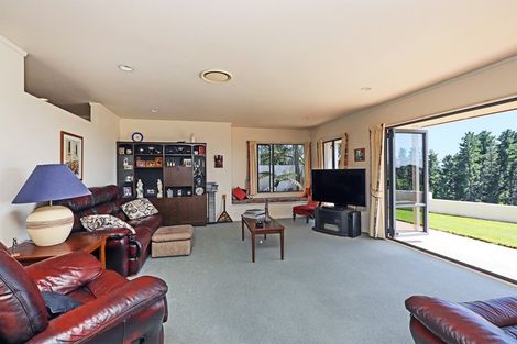 Photo of property in 12 Poraiti Road, Poraiti, Napier, 4182