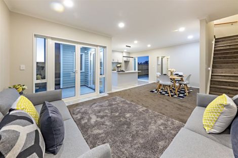 Photo of property in 10 Warbler Crescent, Papakura, 2110