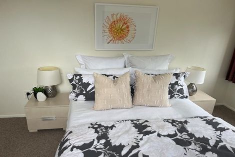 Photo of property in 2/33 Harley Road, Takapuna, Auckland, 0622