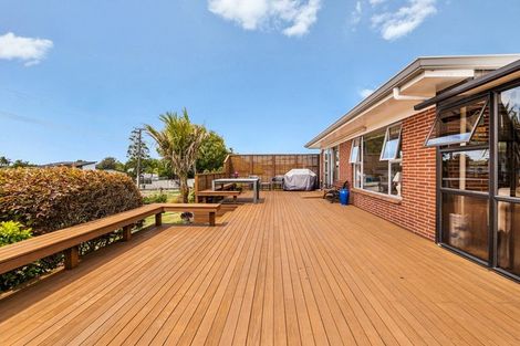 Photo of property in 48 Tapu Road, Huapai, Kumeu, 0810