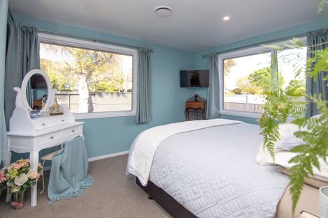 Photo of property in 45 Rata Street, Roslyn, Palmerston North, 4414