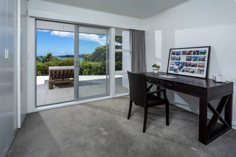 Photo of property in 62 Sharon Road, Waiake, Auckland, 0630